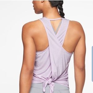 Athleta Essence Tie back lilac tank